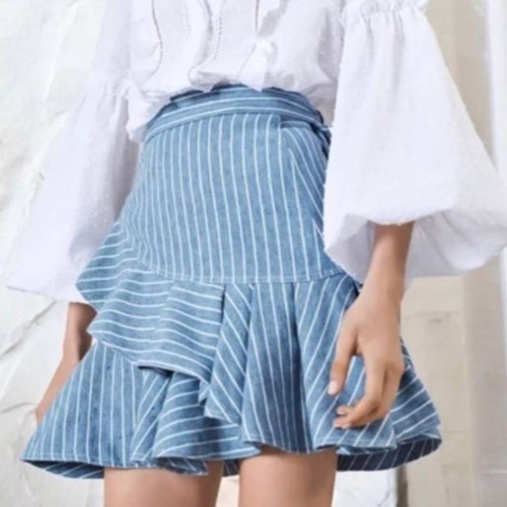 Alexis Anvivi Wrap Light Blue Striped Tie Side Mini Skirt Size XS EUC - Picture 8 of 9
